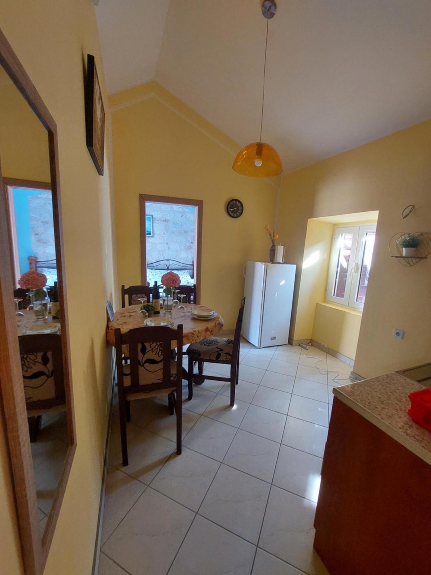 Apartments Jelena كوتور الغرفة الصورة